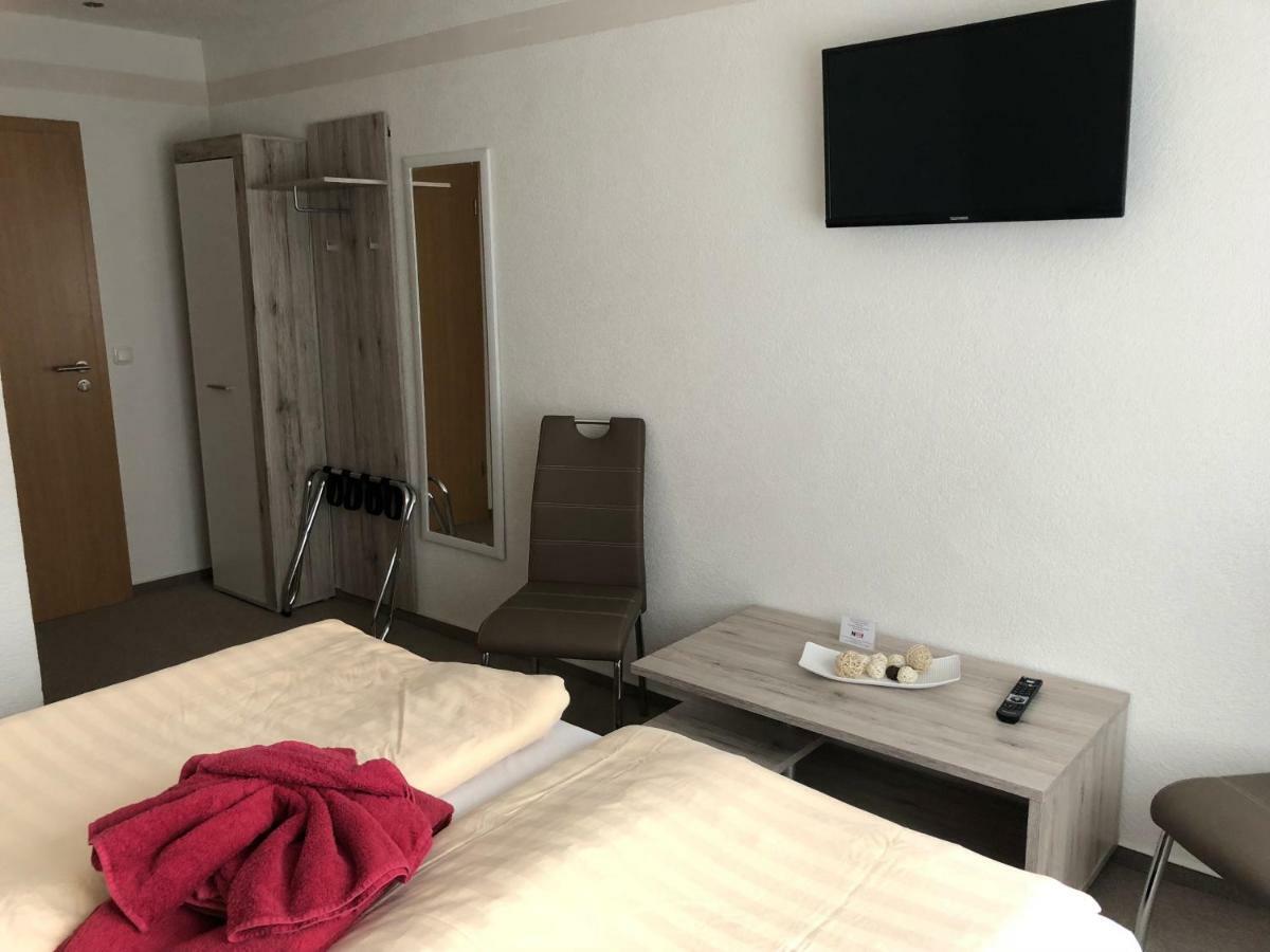 Pension & Gasthof Storchennest Gross Quassow Экстерьер фото